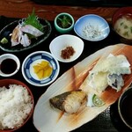 Hiramatsu Shiyokudou - おさかな定食1,650円(税込)