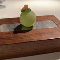 ライラ - アルコールを飛ばしたモヒートを、カカオバター＆ホワイトチョコでコーティング