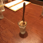 交番通り 四十 - ロイヤルミルクティーのシャーベット