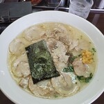 博多ラーメン八千亭 - 