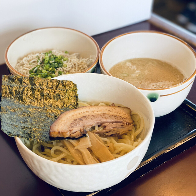 龍音 新店 日野 ラーメン 食べログ