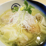 飯田商店 - わんたん入り塩らぁ麺 1150円