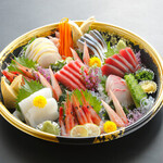 味処　八右衛門 - お持ち帰りの刺身盛り合わせもお作り致します。