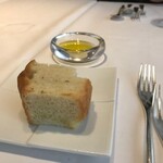 リストランテ ペガソ - 自家製フォカッチャ