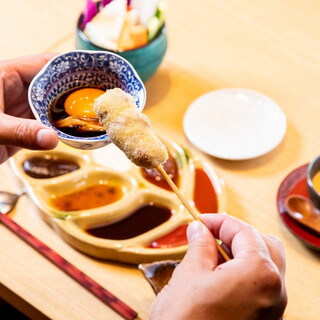極限まで衣を薄くした、胃に優しい低糖質な季節を揚げた串揚げ