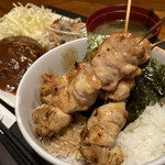 隠れ家居酒屋 陽炎 - 焼き鳥丼300円とハンバーグのおかずだけ