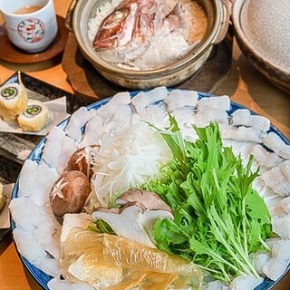 Enjoy the seasonal Kansai delicacy, conger eel, cooked in a variety of ways to make the most of it