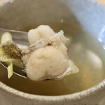 酒とタイ料理 ピッサヌローク - コチのトムヤムスープ（トムヤムプラー）