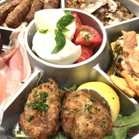 La Brianza - シェフのお任せ6種オードブル。