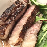 La Brianza - サカエヤ経産熟成牛のグリル。