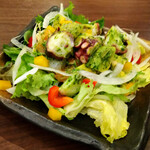Seafood Genovese salad ~Shungiku Genovese sauce~