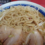 ラーメン二郎 - 二郎の中でも細麺だろうね