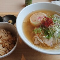 だし屋 おわん - 出汁ラーメン鯛めしセット