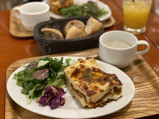 中目黒周辺で安いランチが食べられる おすすめのお店18選 食べログまとめ 中目黒周辺で安いランチが食べられる おすすめのお店18選 食べログまとめ
