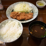 Tsubaki - ロースカツ定食