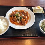 Kyouka Hanten - 甘酢の酢豚定食（880円）