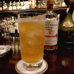 バー　アルシェ - すだち・阿波和三盆を使った、徳島ハイボール。「Bar 鴻」で生み出されたレシピだ