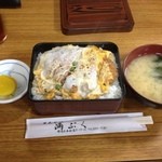 とん酒場 まんぷく - かつ重 600円