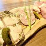 Kyukaruizawa KIKYO Curio Collection by Hilton