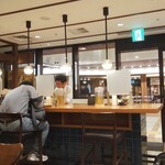 武蔵野うどん こぶし - お店の扉は換気のため開放されていました。