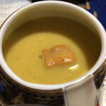 ネフェルティティ東京 - 