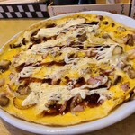 ＤｉｎｅｒＳ - ベーコンエッグのテリマヨソースチーズ＆チキントッピングの特大です。