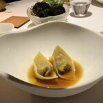 レフェルヴェソンス - アグー豚のコンソメと帆立のラビオリ