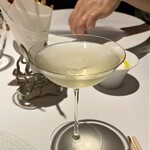 レフェルヴェソンス - ソムリエ増田氏お手製のカクテル完成です♪