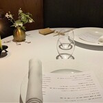 レフェルヴェソンス - 半個室的な席でリニューアルされたレフェルヴェソンスさんを終始楽しめました♪