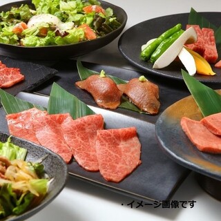 宴会コースは3,500円～シーンに合わせたコースを