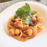 Restaurantino Magrit - 참치와 조개가 들어간 부다네스타