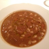 フィオッキ - ②チョイス２　トフェイヤ（豚の舌、耳、ほほ肉、足などと野菜を煮込んだスープ　ピエモンテ州の郷土料理）