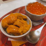 小鯛雀鮨 すし萬 横浜そごう店 - ミニイクラ丼・雲丹丼