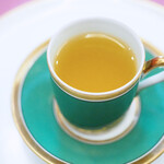 ペレグリーノ - 【ちいさな一品】長野県産伊那産ぎたろう軍鶏を丸ごと一羽煮出した　"ブロート"