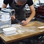 ペレグリーノ - 【パスタ料理】手打ちのパスタ　ごくシンプルなブッロ・エ・パルミジャーノ和え