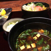 赤坂 津つ井 総本店 - 赤出汁