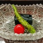 片折 - 茄子のオランダ煮、万願寺唐辛子油、フルーツトマトコンポート