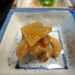 京懐石 吉泉 - 先付　（バイ貝と大根の煮物）