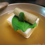 京懐石 吉泉 - お椀　（鱧真薯）