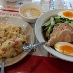 台湾料理 百鮮味 - お得セット『 冷やし中華 + チャーハン 』 820円（税込）