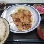 まりも食堂 - 日替わりA定食（生姜焼き定食）