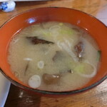 Kirakurobatayaki - 細目昆布の味噌汁