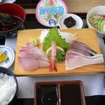 味処 海の桜勘 - 桜勘定食（かま焼きもついてきます♪）