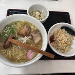 麺食堂とまと - 