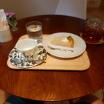 コレット - レモンのタルトと紅茶