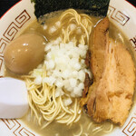 中華ソバ 伊吹 - 中華そば＋味玉