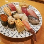 Teru zushi - 輝にぎり　2,500円　