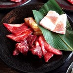 Wagyuu Sumibiyakiniku Aburien - 焼肉5種