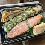 鳥松本店 - 「のり弁当」420円也。税込。