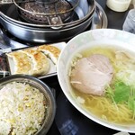 焼肉ロード - 料理写真: